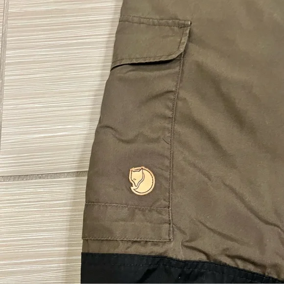 Fjallraven Men's Cargo Pants in Brown and Black - Picture 12 of 13